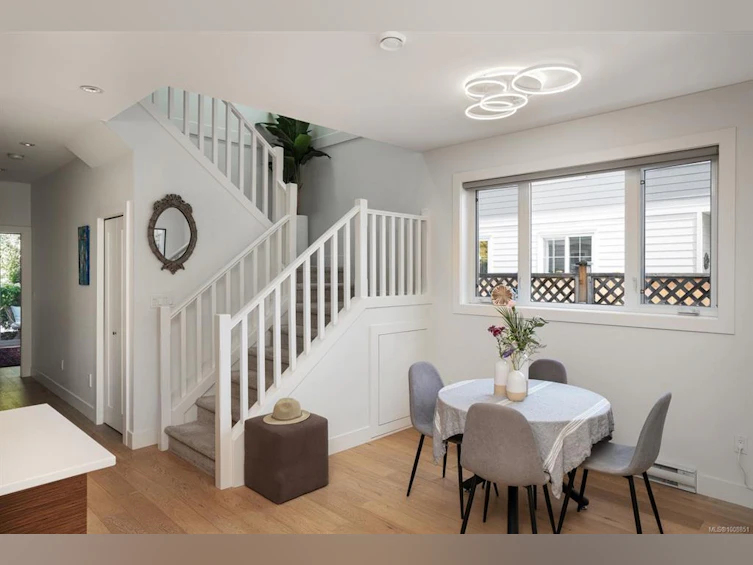 2346 Orchard Avenue, Sidney, BC, V8L 1T7 - 6