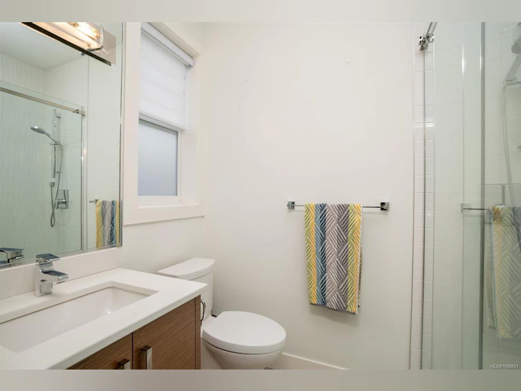 2346 Orchard Avenue, Sidney, BC, V8L 1T7 - 17