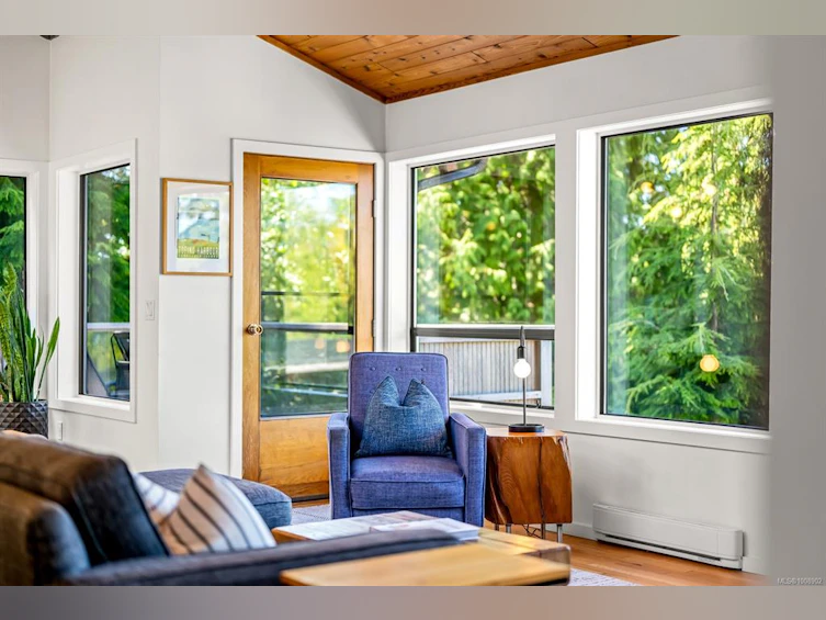 100 Arnet Road, Tofino, BC, V0R 2Z0 - 9