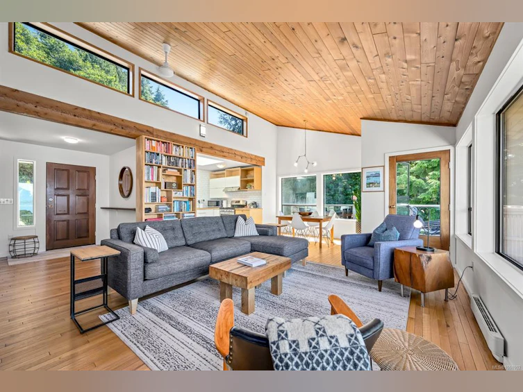 100 Arnet Road, Tofino, BC, V0R 2Z0 - 4