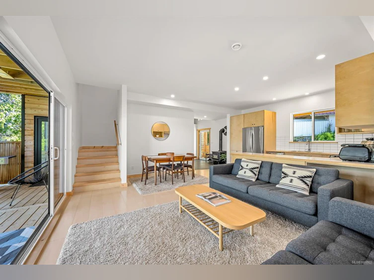 100 Arnet Road, Tofino, BC, V0R 2Z0 - 38