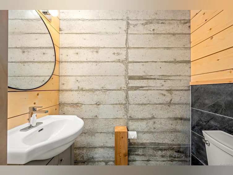 100 Arnet Road, Tofino, BC, V0R 2Z0 - 50