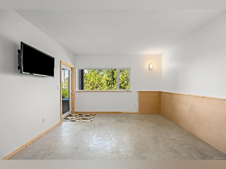 100 Arnet Road, Tofino, BC, V0R 2Z0 - 49