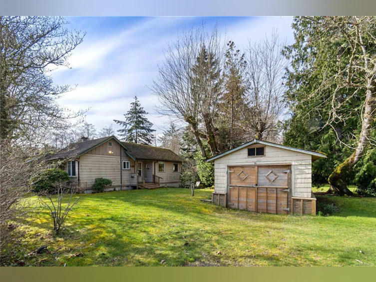 6100 W Island Highway, Qualicum Beach, BC, V9K 2E2 - 15