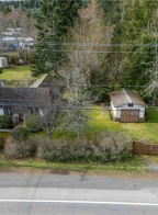 6100 Island Highway W