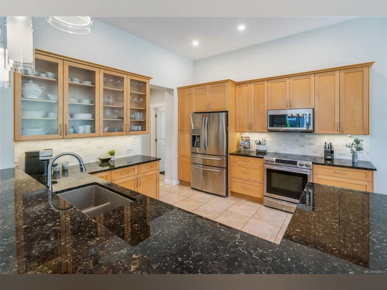 1396 Gabriola Drive, Parksville, BC, V9P 2Y5 - 4