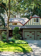 4216 Lynnfield Crescent