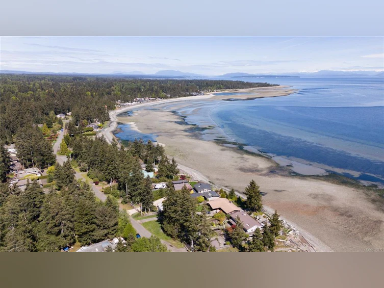 8772 Driftwood Road, Black Creek, BC, V9J 1A9