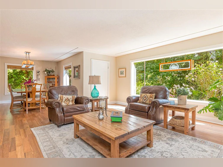 6368 W Island Highway, Qualicum Beach, BC, V9K 2E5 - 3