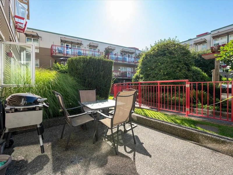 205 - 99 Chapel Street, Nanaimo BC V9R 5H3
