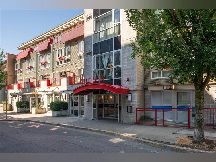 205-99 Chapel Street, Nanaimo, BC, V9R 5H3 - 35