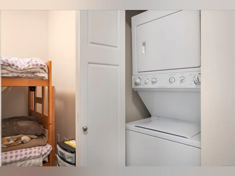 205-99 Chapel Street, Nanaimo, BC, V9R 5H3 - 28