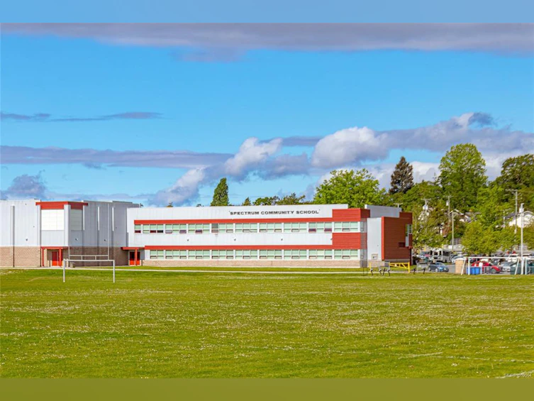 912 W Burnside Road, Saanich, BC, V8Z 1N2 - 45