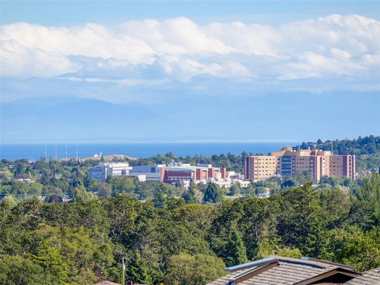 1479 Golden Place, Saanich, BC, V8P 2E9 - 22