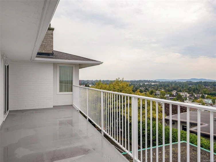 1479 Golden Place, Saanich, BC, V8P 2E9 - 21