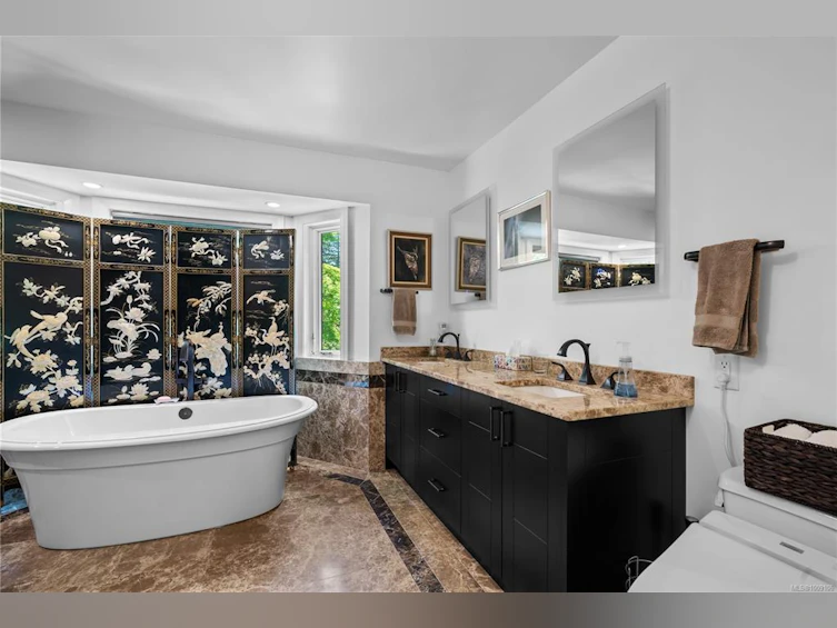 851 Sayward Road, Saanich, BC, V8Y 1R5 - 28