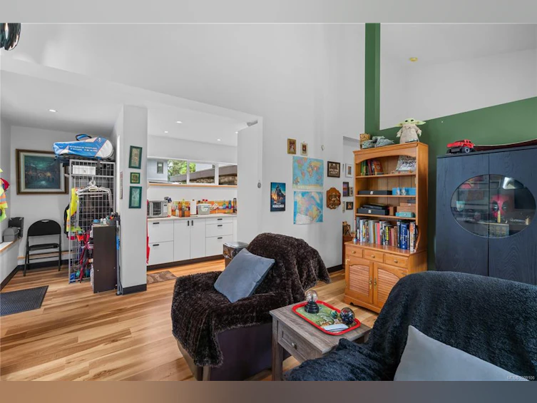851 Sayward Road, Saanich, BC, V8Y 1R5 - 53