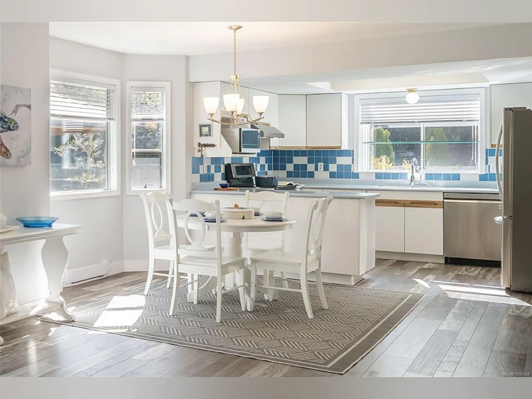 928 Ballenas Road, Parksville, BC, V9P 1T1 - 3