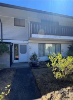 3 500 Muchalat Place