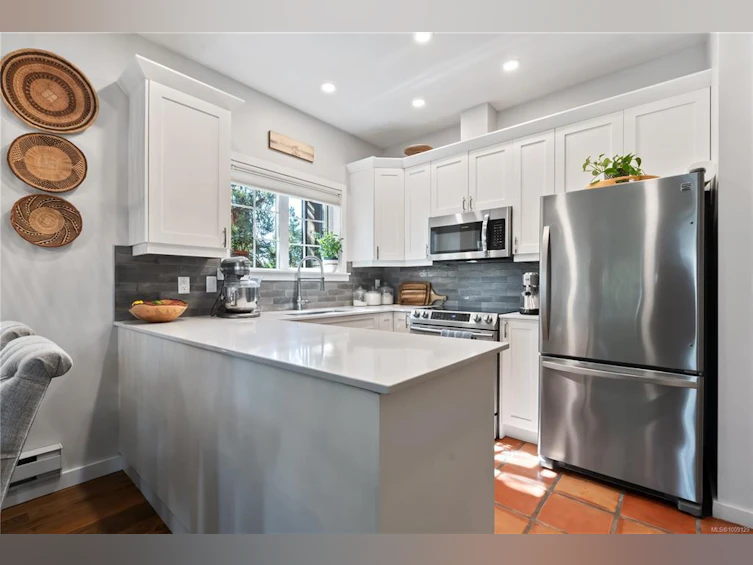 208-1971 Harbour Drive, Ucluelet, BC, V0R 3A0 - 10