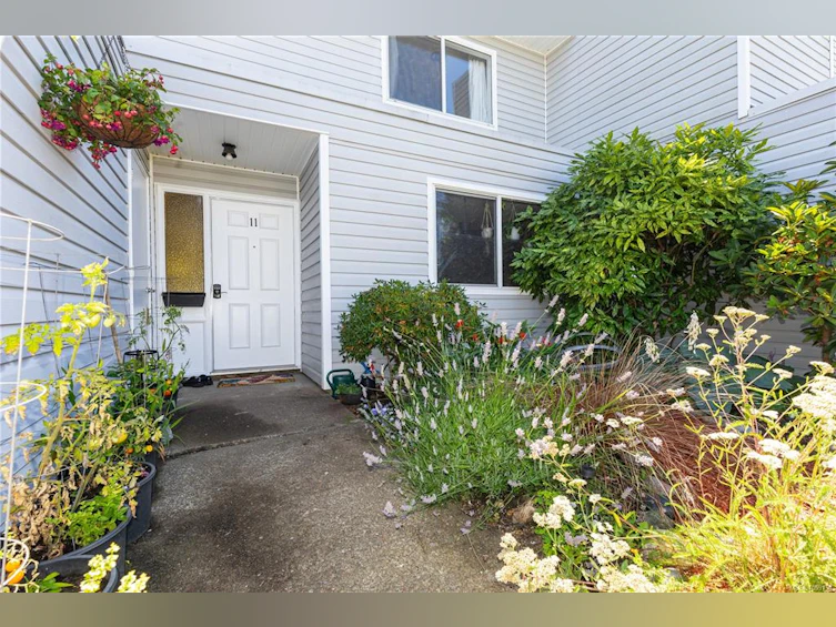 11-1440 13th Street, Courtenay, BC, V9N 6C1 - 2