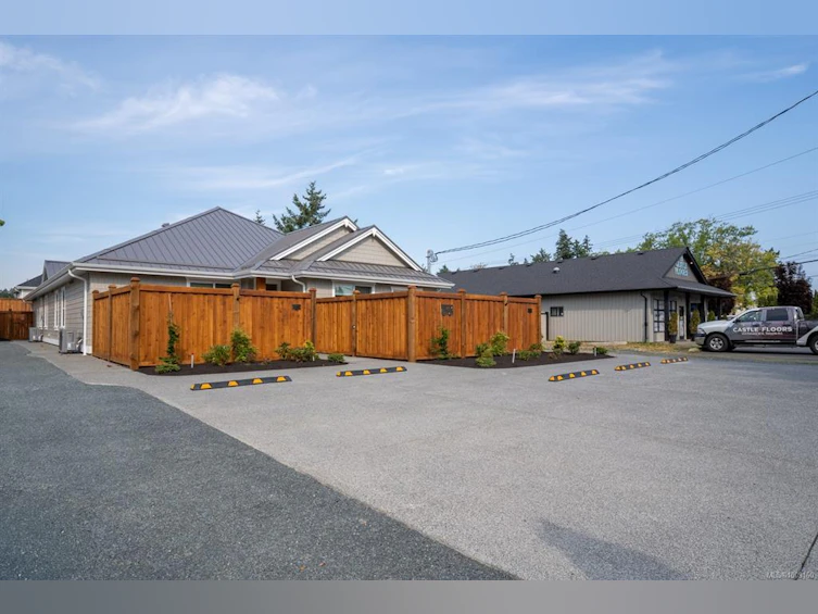 B/D-247 Finholm Street, Parksville, BC, V9P 1H3 - 25