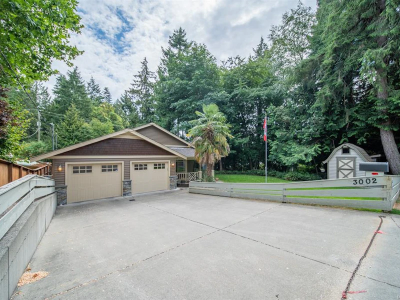 3002 Charles Street, Nanaimo BC V9T 2Y1