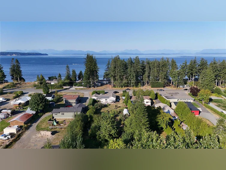 3754 S Island Highway, Campbell River, BC, V9W 1M3 - 63