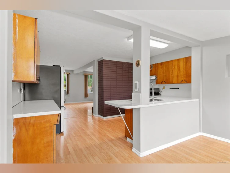 3754 S Island Highway, Campbell River, BC, V9W 1M3 - 6