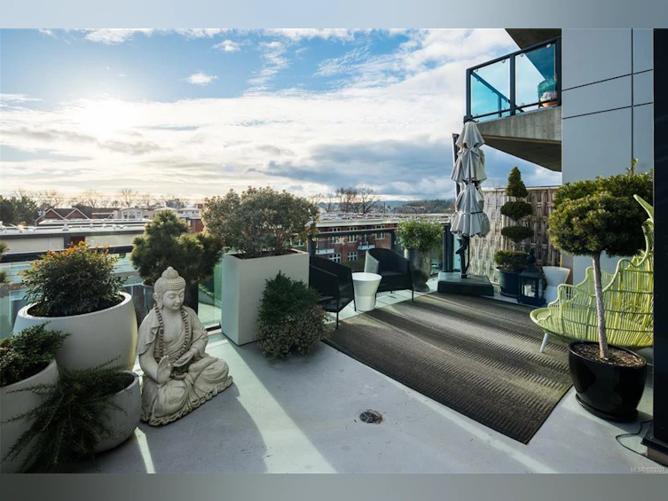 310-21 Erie Street, Victoria, BC, V8V 5A8 - 34
