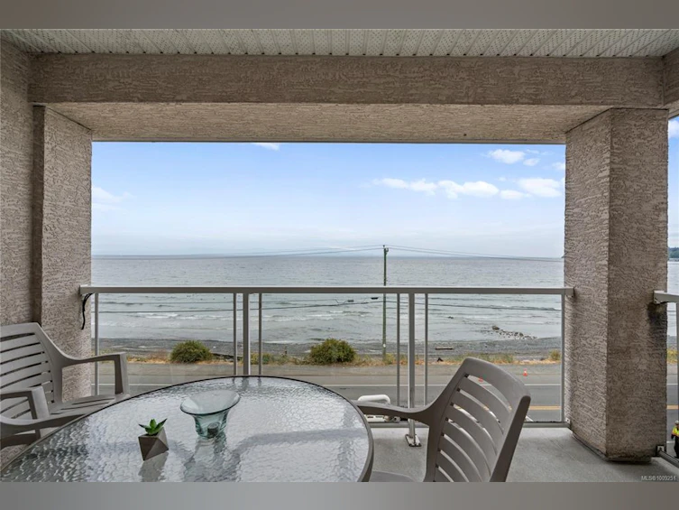 301-3156 W Island Highway, Qualicum Beach, BC, V9K 2J7 - 12