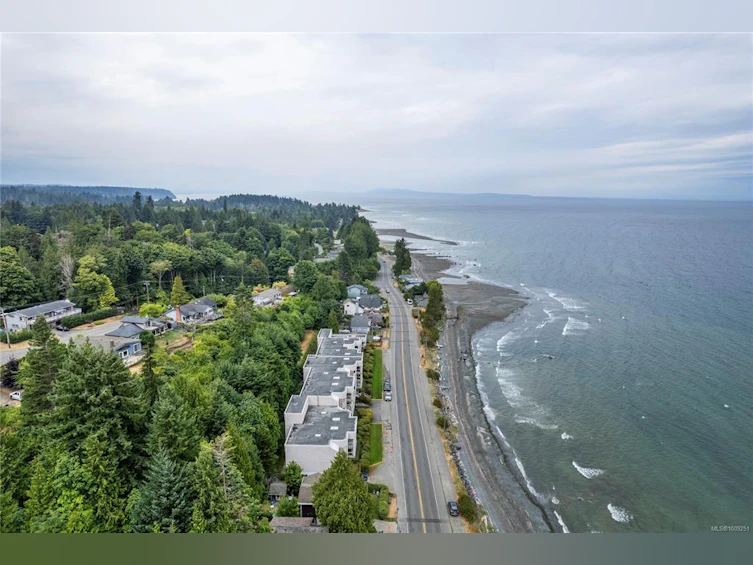 301-3156 W Island Highway, Qualicum Beach, BC, V9K 2J7 - 67