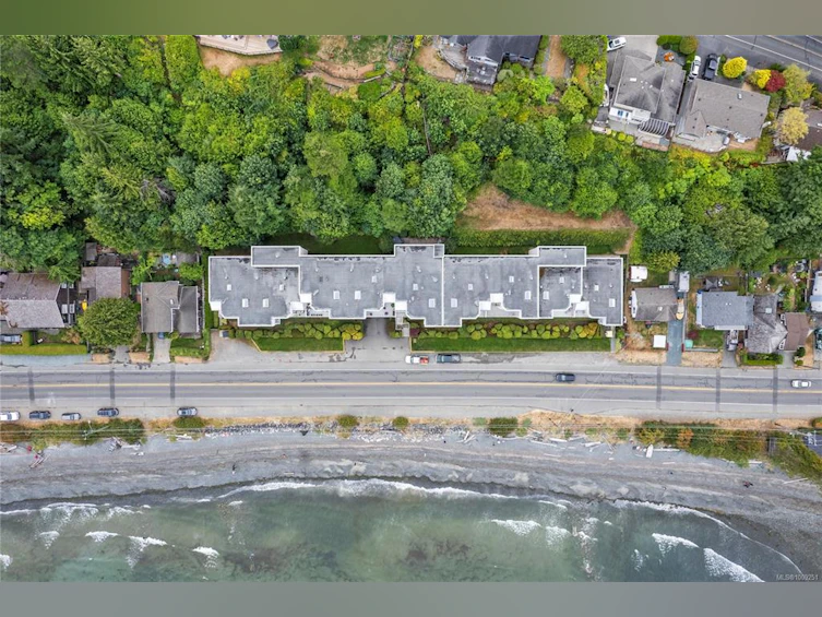 301-3156 W Island Highway, Qualicum Beach, BC, V9K 2J7 - 68