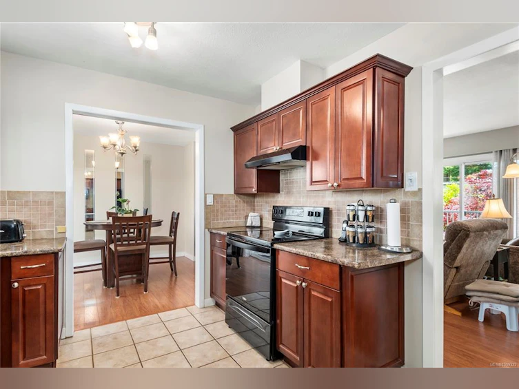 183 S Dogwood Street, Campbell River, BC, V9W 2X5 - 12