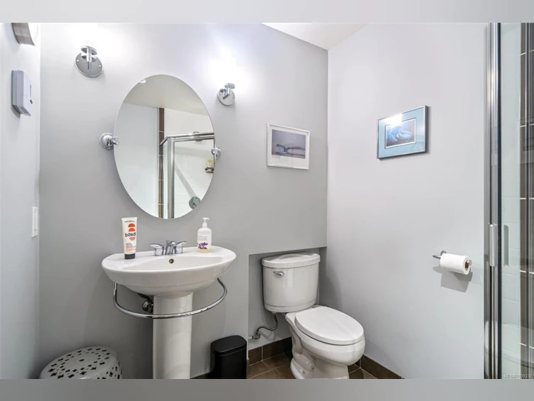 3971 Blenkinsop Road, Saanich, BC, V8P 3P8 - 20