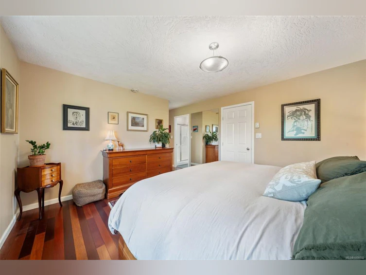 3971 Blenkinsop Road, Saanich, BC, V8P 3P8 - 23