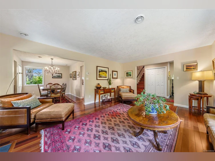 3971 Blenkinsop Road, Saanich, BC, V8P 3P8 - 6