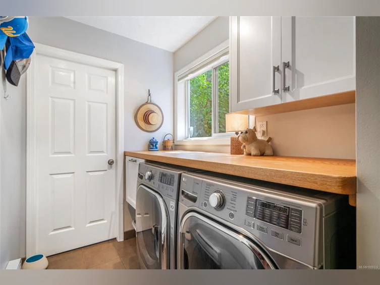 3971 Blenkinsop Road, Saanich, BC, V8P 3P8 - 18