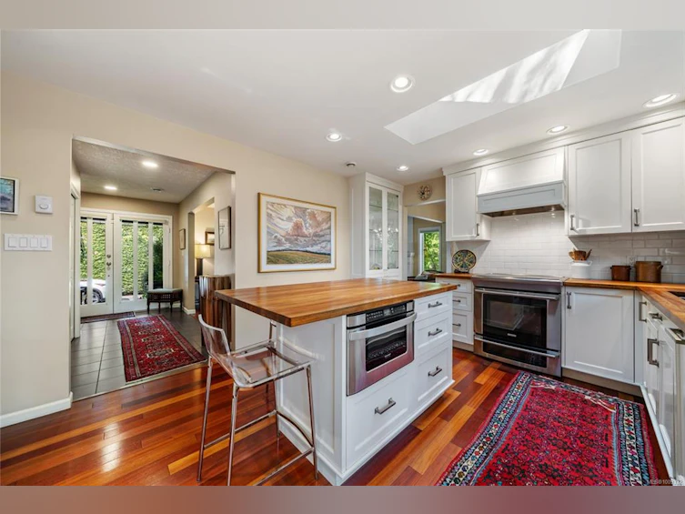 3971 Blenkinsop Road, Saanich, BC, V8P 3P8 - 15