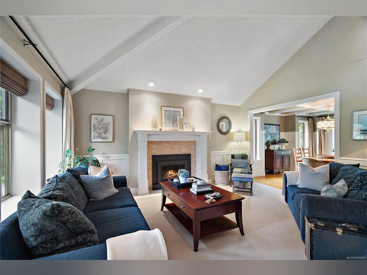 1590 Mayneview Terrace, North Saanich, BC, V8L 5E7 - 2