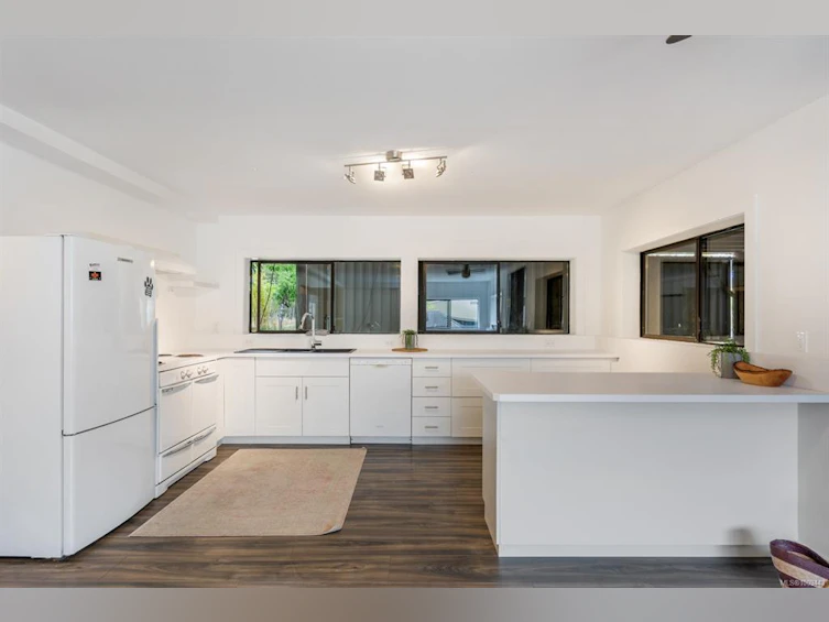 1975 Clamshell Drive, Gabriola Island, BC, V0R 1X6 - 45