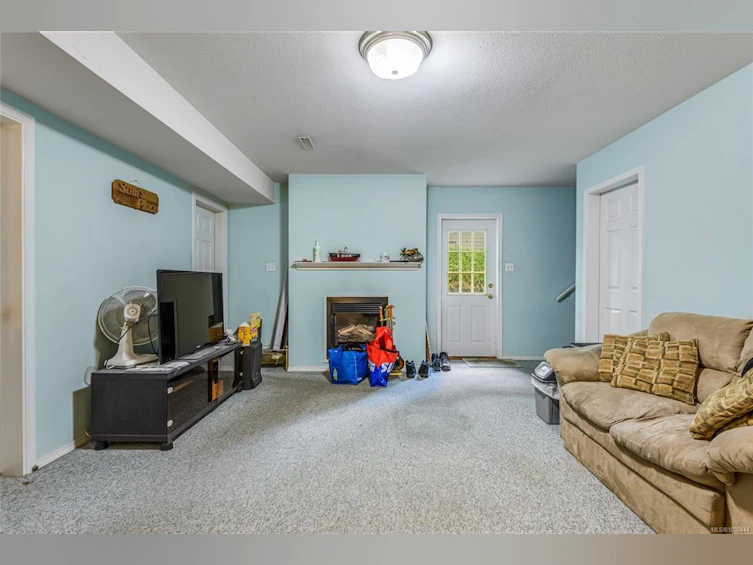 1427 Noel Avenue, Comox, BC, V9M 3H8 - 25