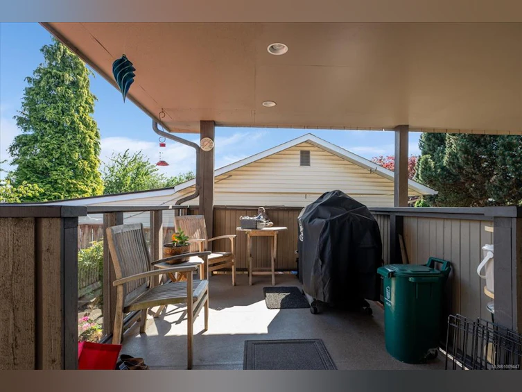 2222 Fern Road, Nanaimo, BC, V9S 2W9 - 18