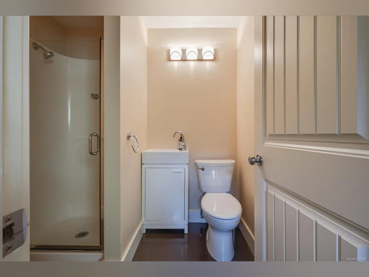 2222 Fern Road, Nanaimo, BC, V9S 2W9 - 27