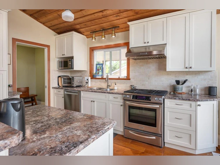 2222 Fern Road, Nanaimo, BC, V9S 2W9 - 7