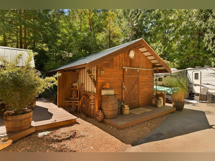 604 Waugh Road, Mayne Island, BC, V0N 2J1 - 9
