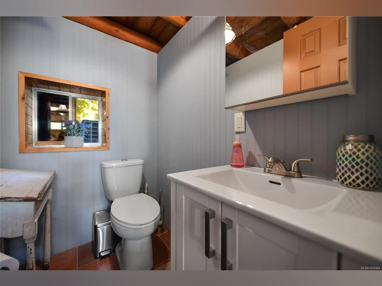 604 Waugh Road, Mayne Island, BC, V0N 2J1 - 44