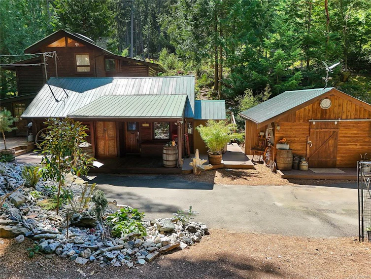 604 Waugh Road, Mayne Island, BC, V0N 2J1 - 5