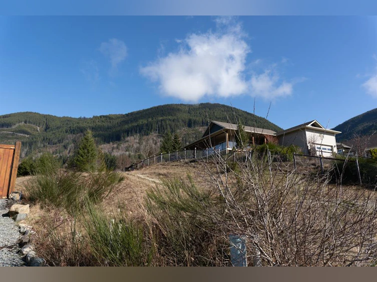 464 Mountain View Drive, Lake Cowichan, BC, V0R 2G1 - 9