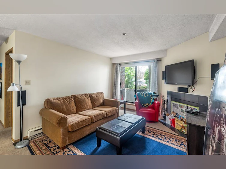 114-1655 Begbie Street, Victoria, BC, V8R 1L4 - 4